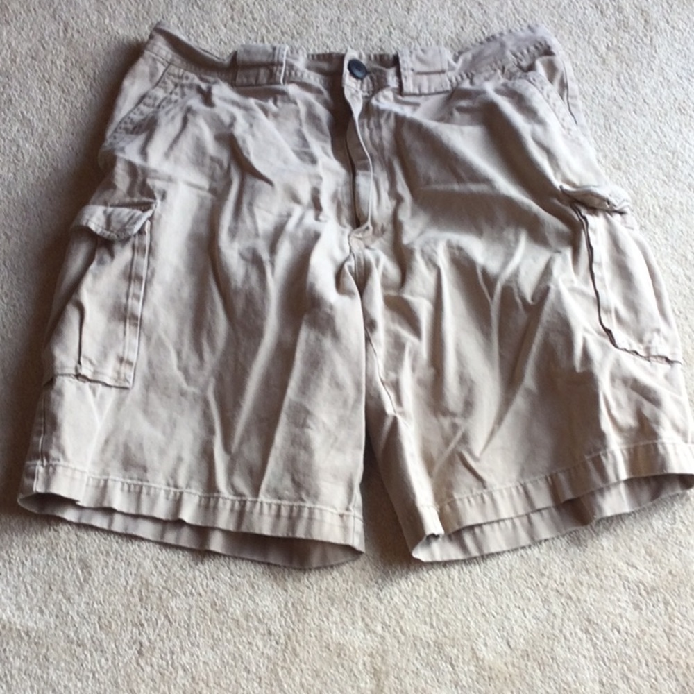 Wear First cargo shorts